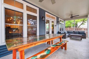 Tempat makan outdoor