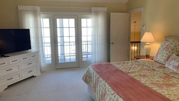 House, Multiple Beds, Balcony, Garden View | 6 bedrooms, individually decorated, individually furnished