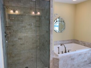 House, Multiple Beds, Balcony, Garden View | Bathroom - Philadelphia Street 118e (Rehoboth Beach)