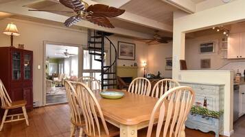 House, Multiple Beds, Patio, Garden View | 6 bedrooms, individually decorated, individually furnished