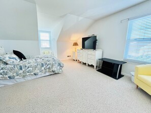 Appartamento, letti multipli, balcone, vista giardino | 4 camere, con stile personalizzato, con arredamento individuale