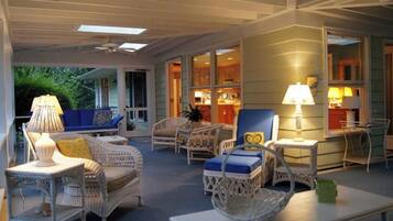 House, Multiple Beds, Patio, Garden View | Interior