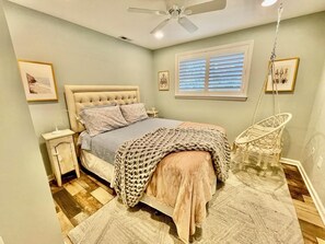 House, Multiple Beds, Hot Tub, Garden View | 5 bedrooms, individually decorated, individually furnished