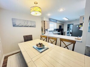 コンドミニアム ベッド (複数台) バルコニー ガーデンビュー | 5 室のベッドルーム、客室ごとに異なる装飾、客室ごとに異なるインテリア