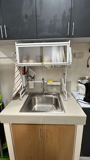 Microwave, stovetop