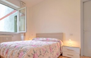 1 chambre, fer et planche à repasser, Wi-Fi gratuit