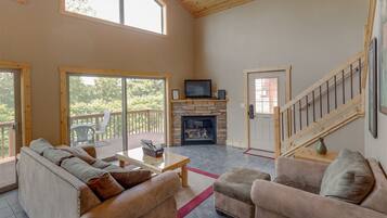 Télévision, cheminée