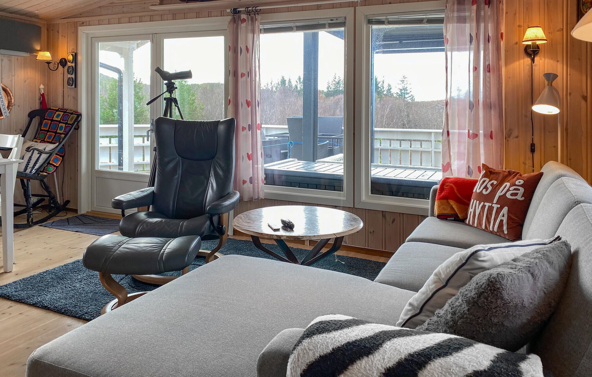 智能電視、壁爐