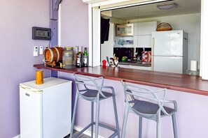 Fridge, microwave, oven, dishwasher - La Cherry 821 - Climatisation, vue mer, piscine (Le Diamant)