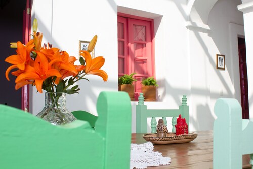 Casa Romero - 4 - bedroom house with WiFi perfect for families and groups