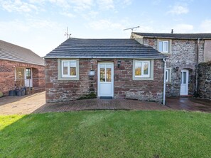 Exterior detail - Eight Byre - UK48913 (Allonby)