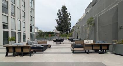 Modern New Apartment Near Andares