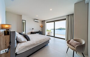 4 soverom, strykejern/-brett, wi-fi (inkludert) og sengetøy