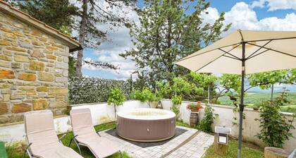 Stunning home in Poggio d'Acona