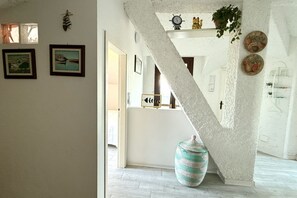 Interior - M416 – Marcelli, attic seen badly a few steps from the beach (Marcelli)