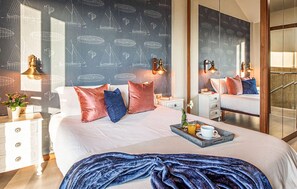 5 bedrooms, travel cot, free WiFi, bed sheets