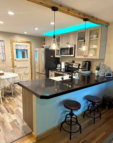 Charming 2-bedroom cottage in beautiful Colorado Springs