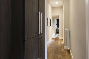 Interior - Alfani Modern Loft by MMega (Firenze)