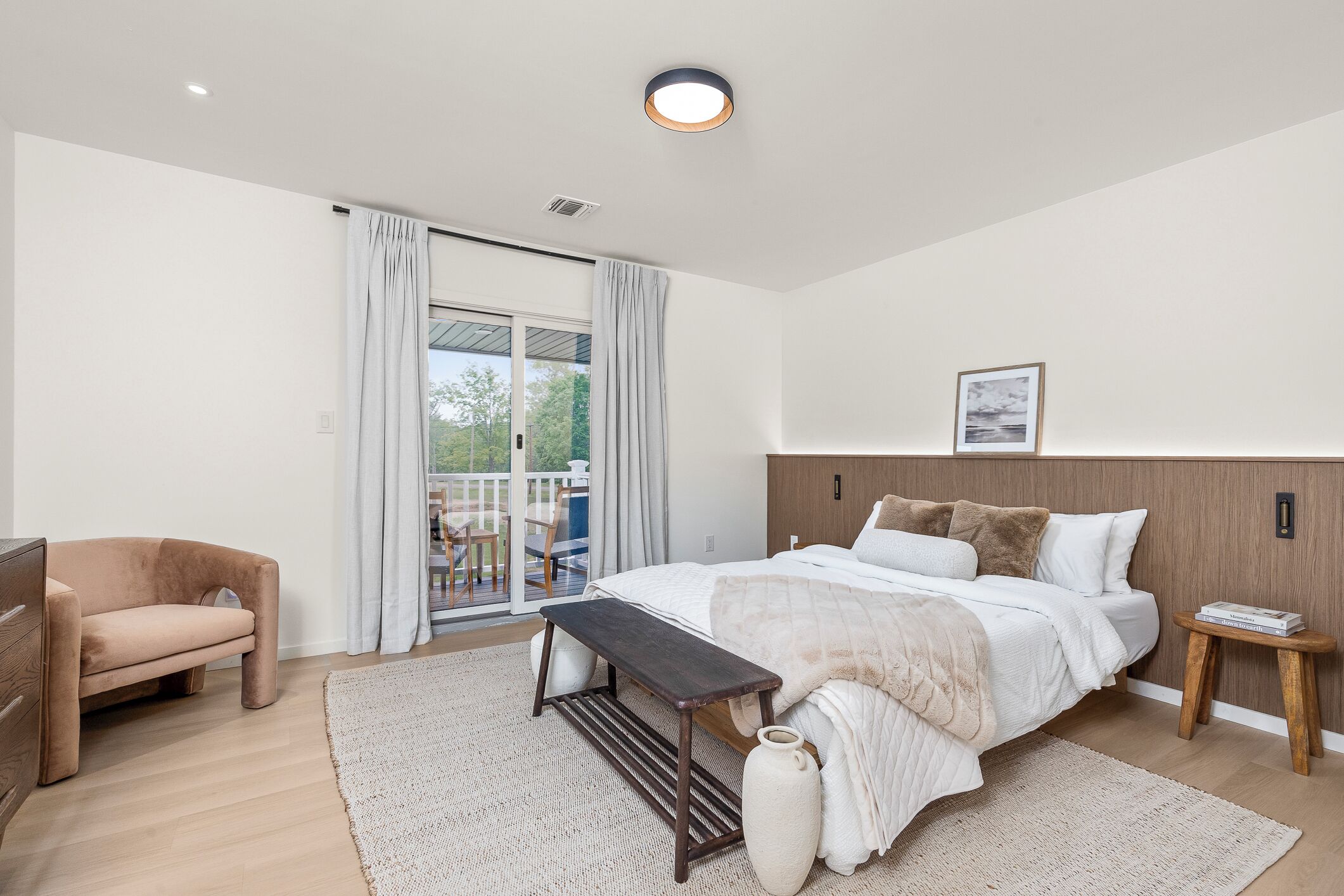 6 dormitorios, tabla de planchar con plancha, wifi gratis y ropa de cama