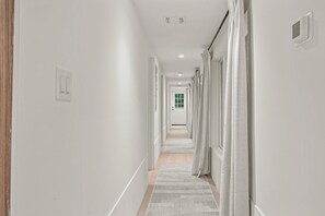 Interior - Pond House at Carter Bridge Estate (Freehold)