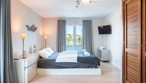 3 chambres, fer et planche à repasser, Wi-Fi
