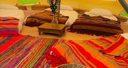 Edinburgh Festival Glamping - Royal Retreat