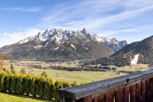 Ferienwohnung 'Wegscheiderhof' mit Bergblick, privater Terrasse und Wi-Fi