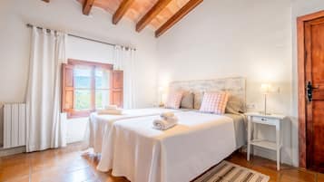 2 makuuhuonetta, ilmainen Wi-Fi, vuodevaatteet