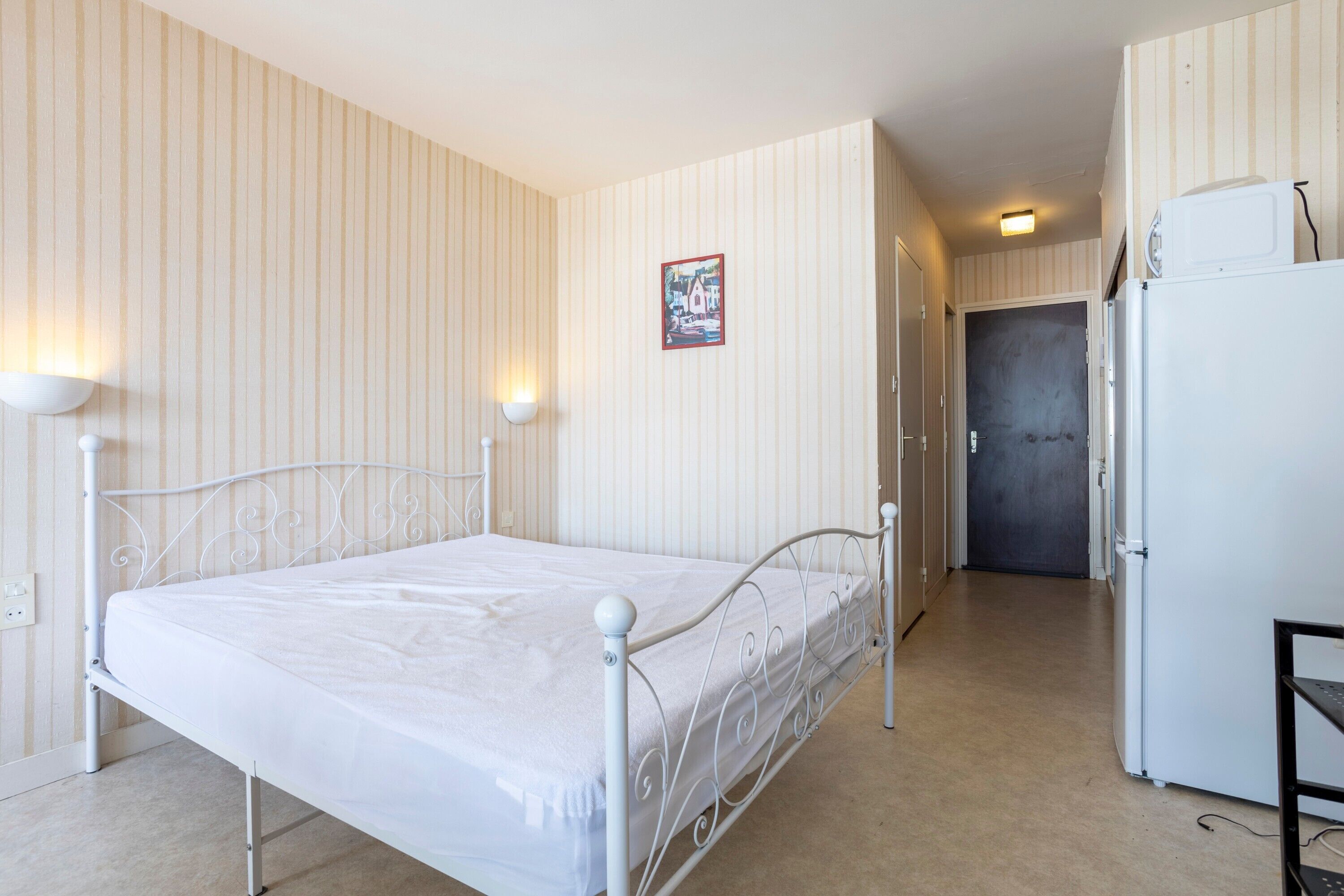 1 slaapkamer, een strijkplank/strijkijzer, gratis wifi
