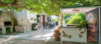 Country House 'Villa Ilusion' with Private Pool, Private Terrace and Wi-Fi