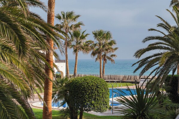 Pool - Apartment 'Playa' with Sea View, Wi-Fi and Air Conditioning (Dénia)