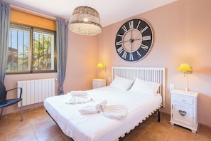 4 soverom, wi-fi (inkludert) og sengetøy