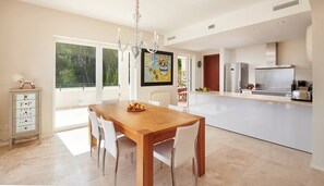 Dining - Country House 'Can Pascalou' with Sea Views, Wi-Fi and Air Conditioning (Canyamel)