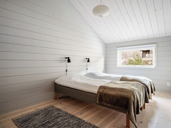 3 bedrooms, Internet