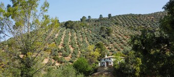 Country House 'Los Angostones' with Mountain View, Pool and Air Conditioning