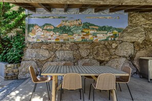 Outdoor dining - Villa de Luxe à Begur Vue Mer with Sea View, Wi-Fi and Air Conditioning (Sa Riera)