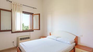 1 habitación y ropa de cama