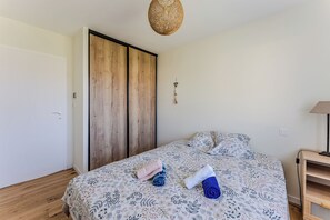 3 soverom, strykejern/-brett, wi-fi (inkludert) og sengetøy