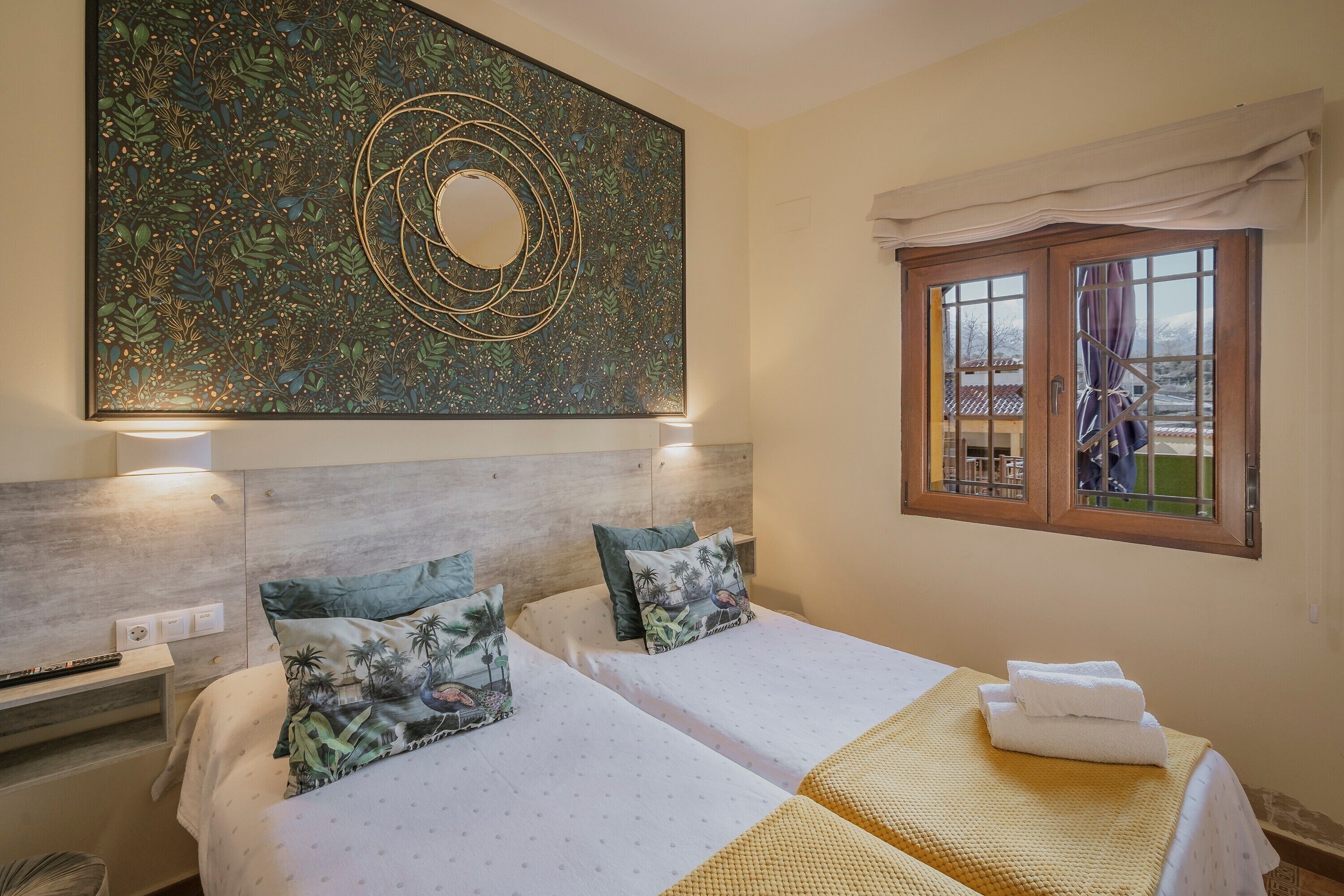 2 habitaciones, tabla de planchar con plancha y wifi gratis 