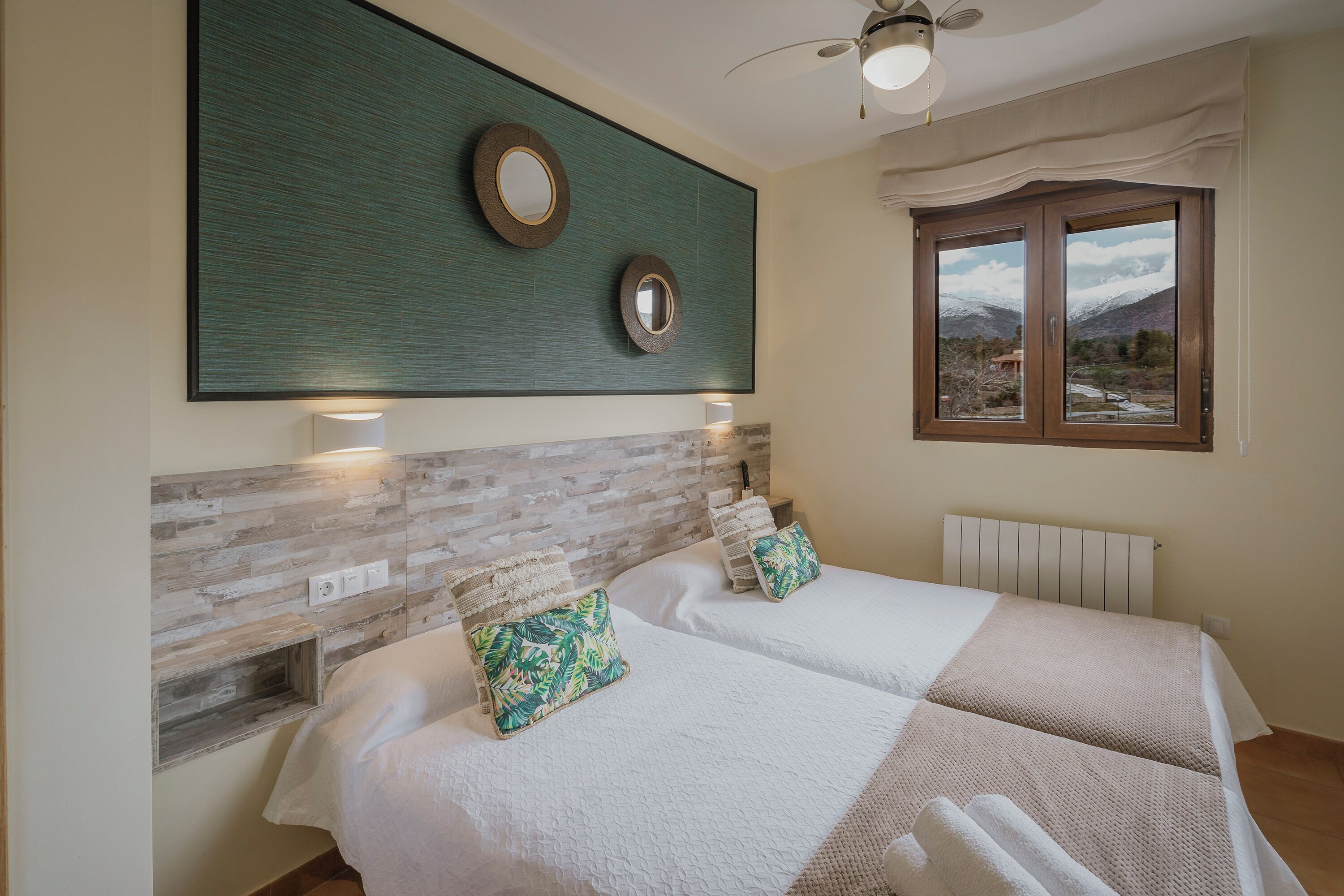 4 chambres, fer et planche à repasser, Wi-Fi gratuit, draps fournis