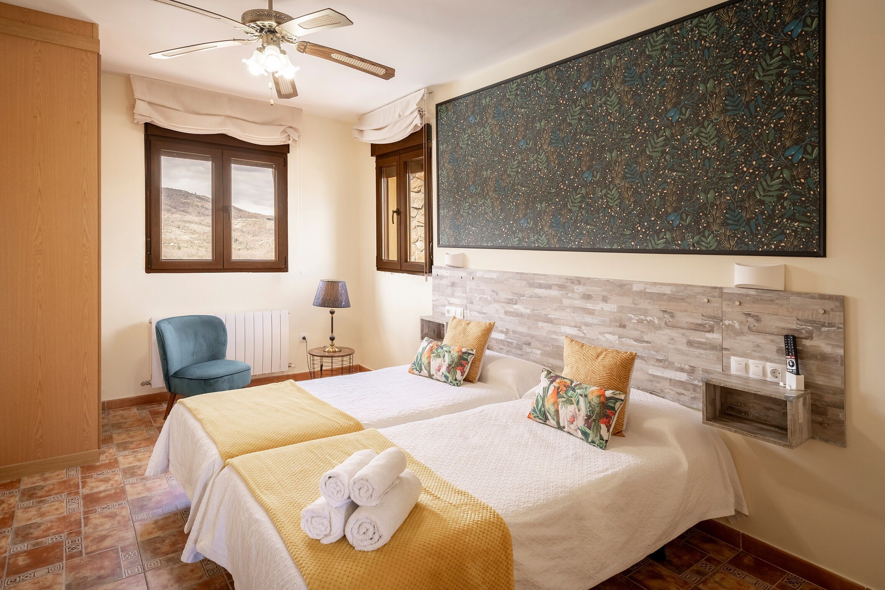 2 makuuhuonetta, silitysrauta/-lauta, ilmainen Wi-Fi, vuodevaatteet