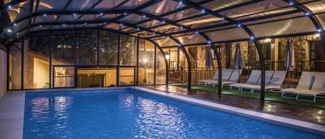 Piscine couverte, piscine chauffée