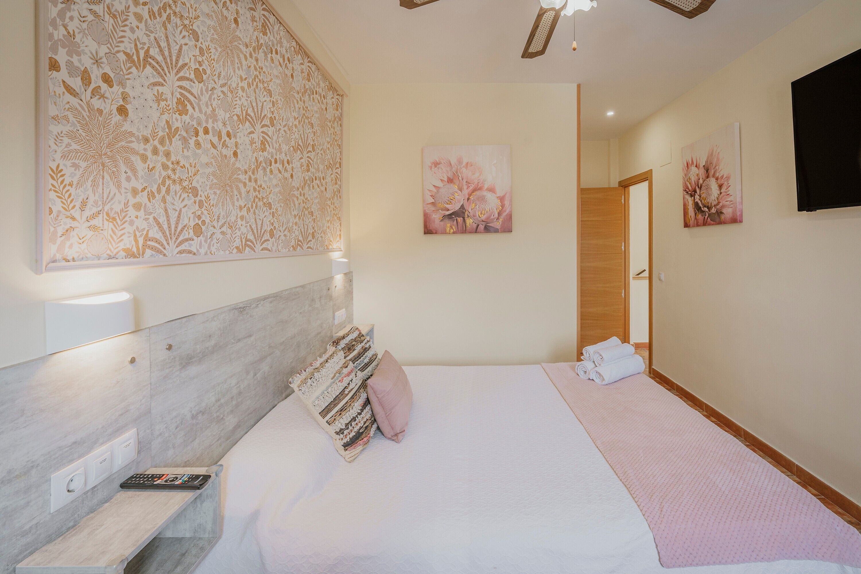 2 Schlafzimmer, Bügeleisen/Bügelbrett, kostenloses WLAN, Bettwäsche