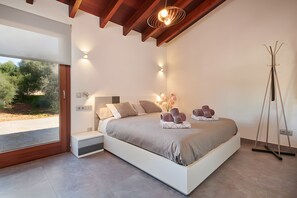 4 chambres, fer et planche Ă repasser, Wi-Fi gratuit, draps fournis