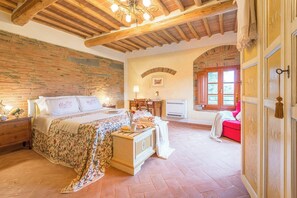 3 dormitorios, wifi gratis, ropa de cama