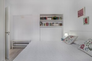 3 camere, ferro/asse da stiro, Wi-Fi gratuito, lenzuola