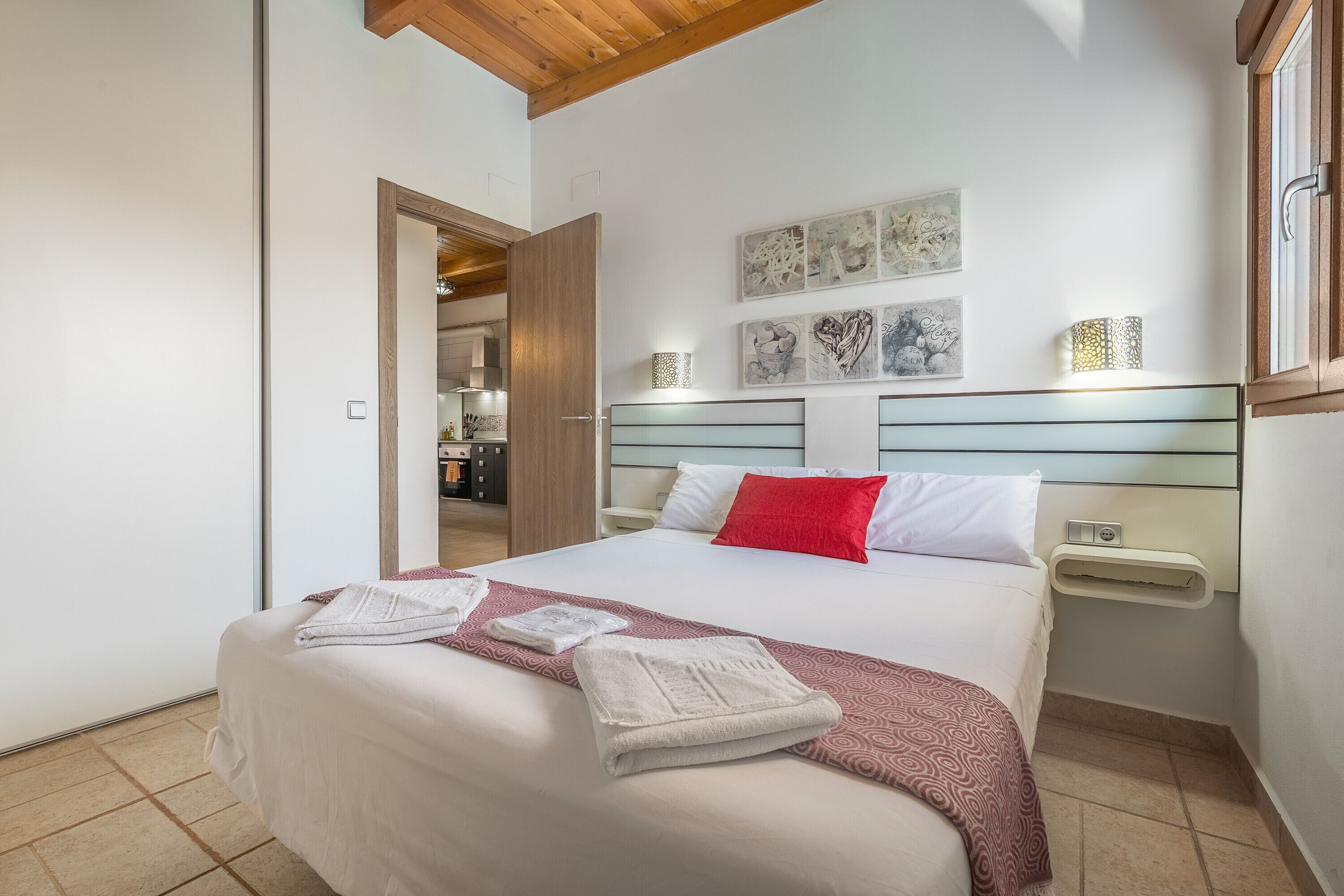 2 chambres, Wi-Fi gratuit, draps fournis