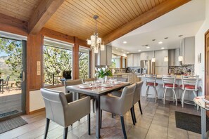 Dining - Discover luxury at Sedona Red Rock View, a stunning 2-bedroom home in West Sedona. (Sedona)