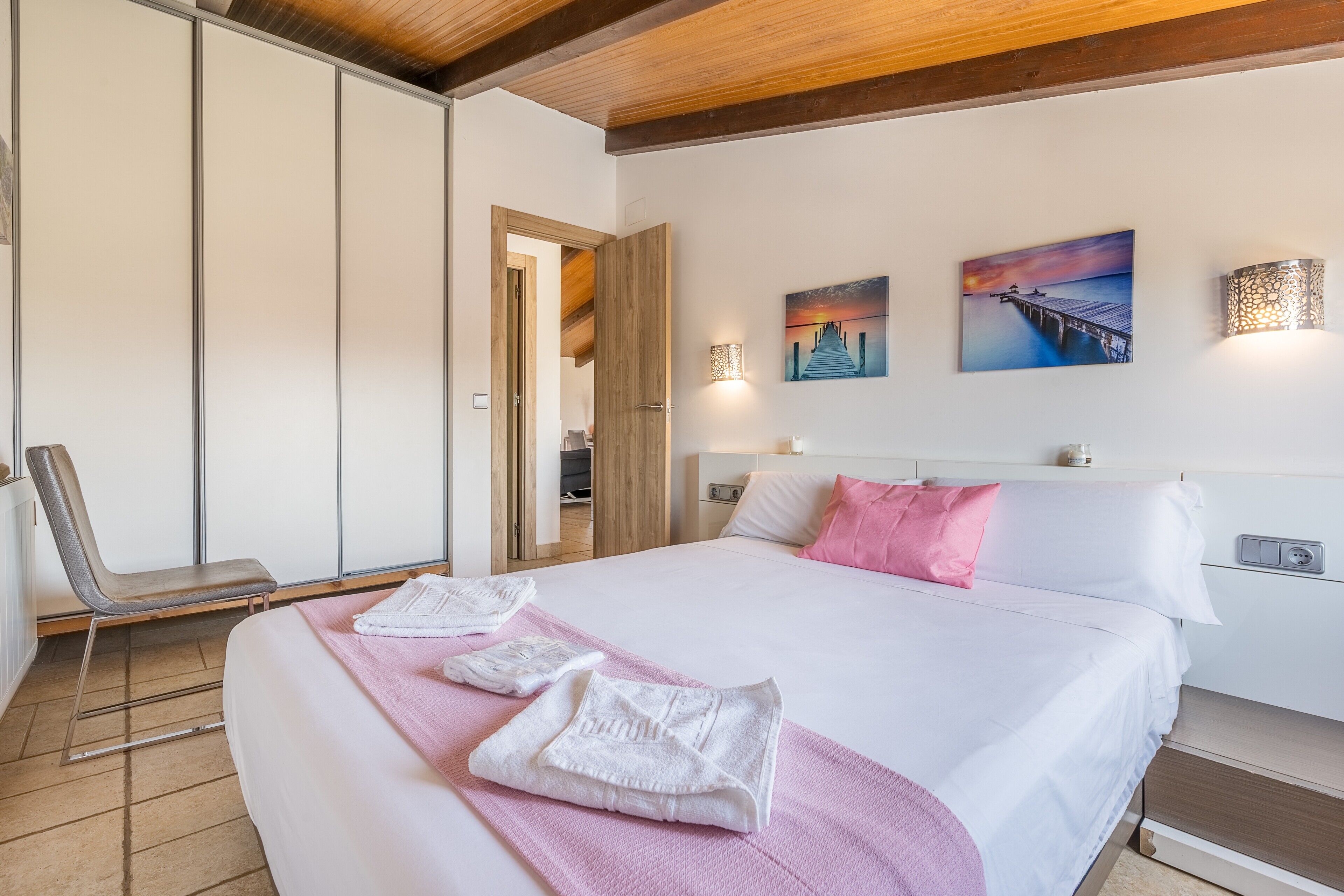 2 chambres, Wi-Fi gratuit, draps fournis