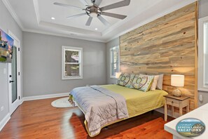 4 bedrooms, iron/ironing board, free WiFi, bed sheets